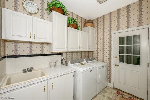 Tiny photo for 1035 Stratford Place, Alliance, OH 44601 (MLS # 5237639)