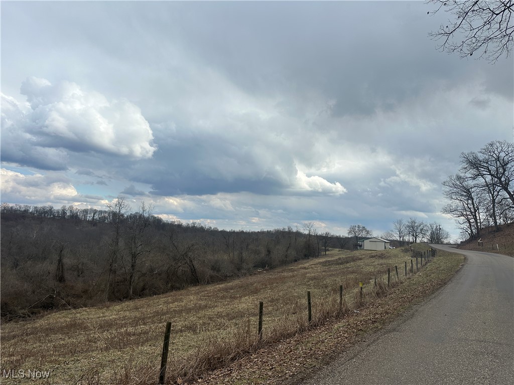 2746 Vickers Road, Marietta, Ohio image 4