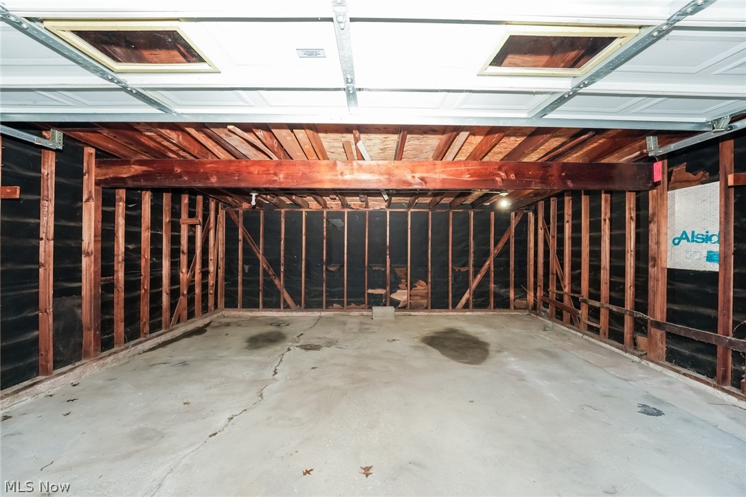 Monthts - Residential