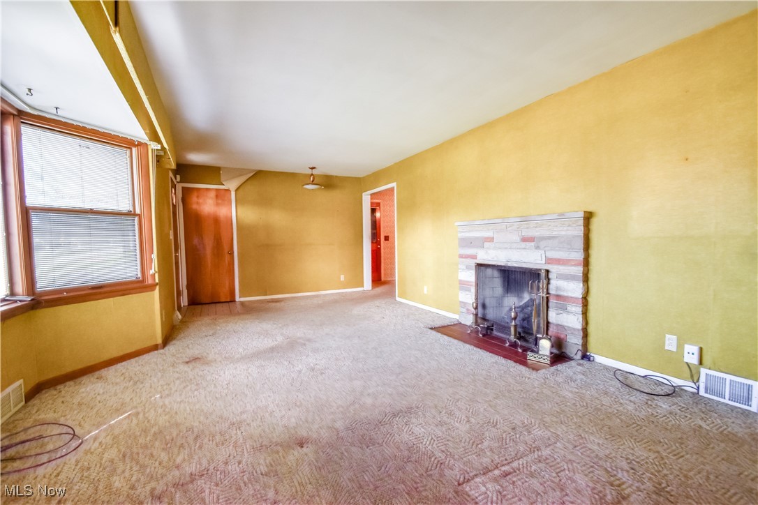 6223 Dunbar Drive, Mentor, Ohio image 4