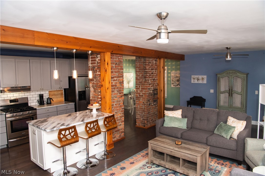 Mathew & Gilbert - Residential