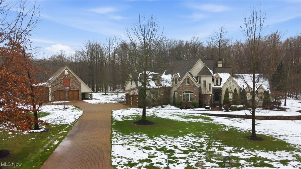 Photo of 425 Woodside Avenue, Jefferson, OH 44047 (MLS # 5180151)