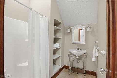 Tiny photo for 425 Woodside Avenue, Jefferson, OH 44047 (MLS # 5180151)