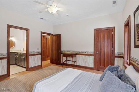 Tiny photo for 425 Woodside Avenue, Jefferson, OH 44047 (MLS # 5180151)