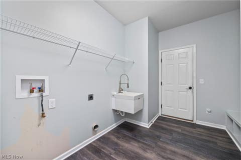 Tiny photo for 19126 Ledgestone Drive, Strongsville, OH 44149 (MLS # 5239518)