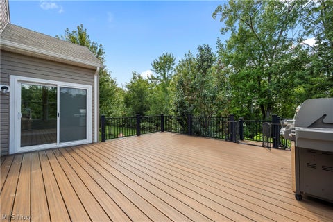 Tiny photo for 19126 Ledgestone Drive, Strongsville, OH 44149 (MLS # 5239518)