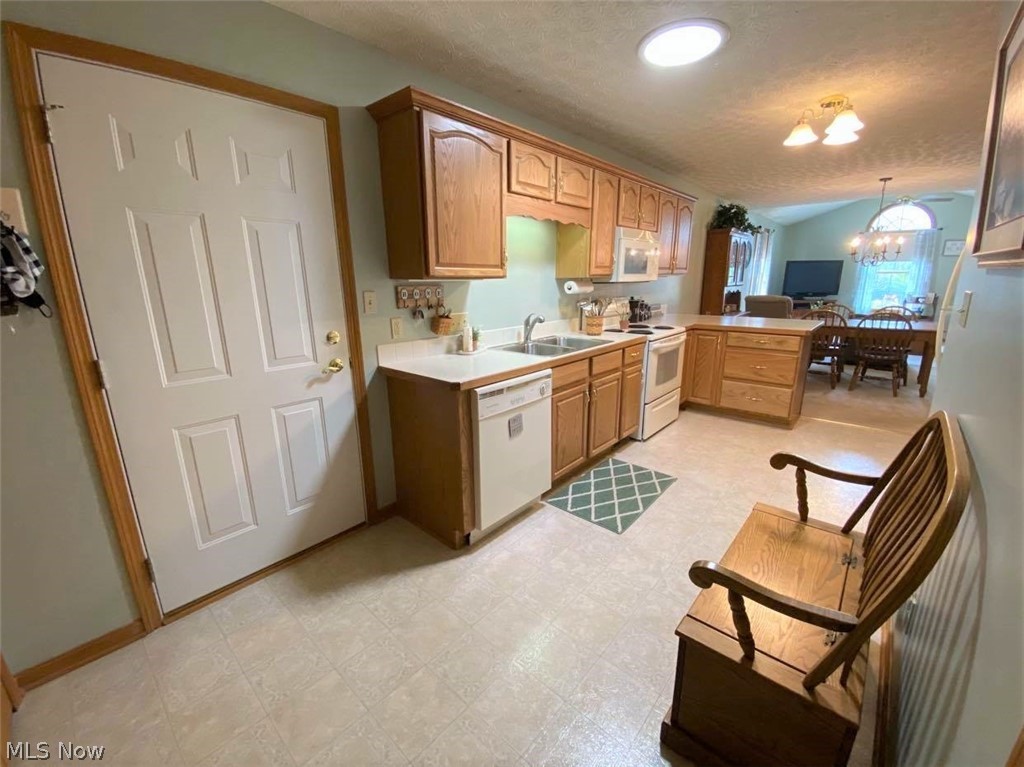 Fairwynde Villa Condo - Residential