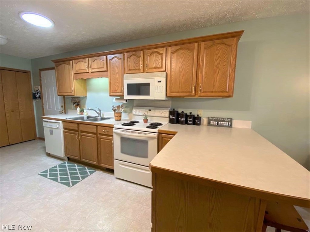 Fairwynde Villa Condo - Residential