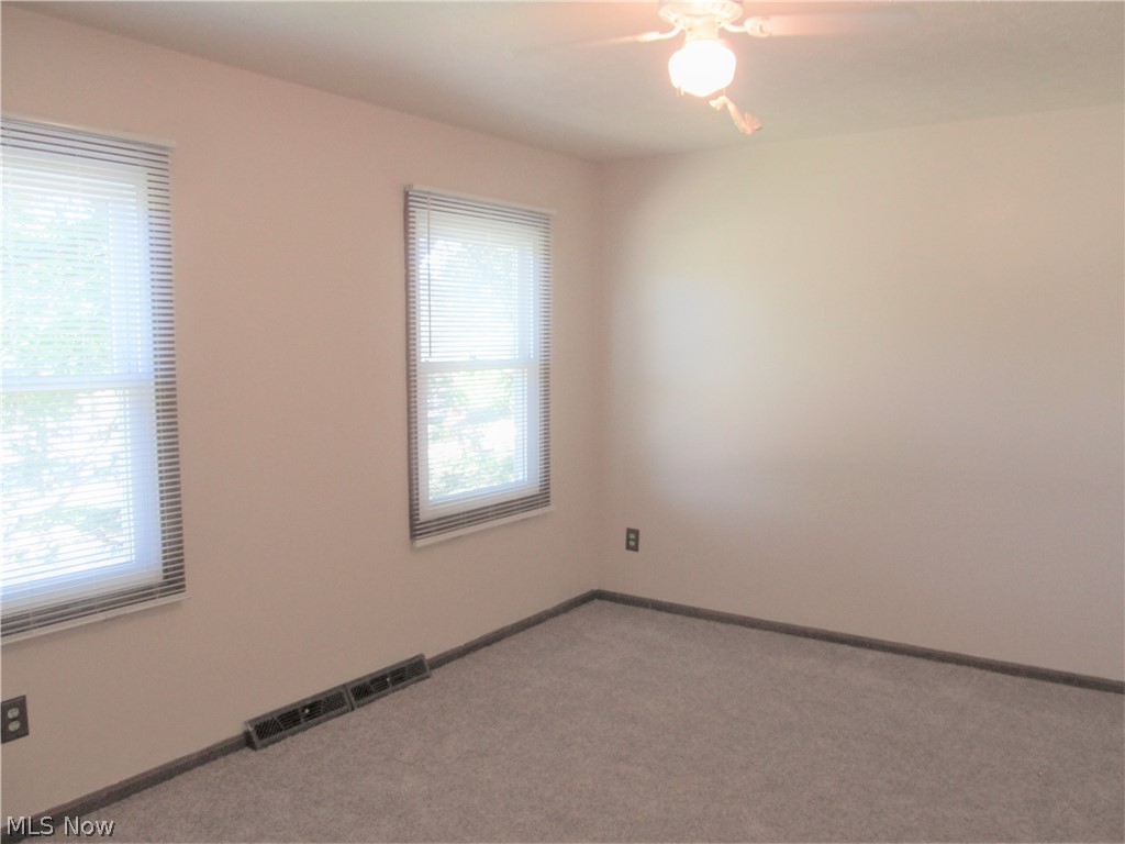 Oakview Estates - Residential Lease