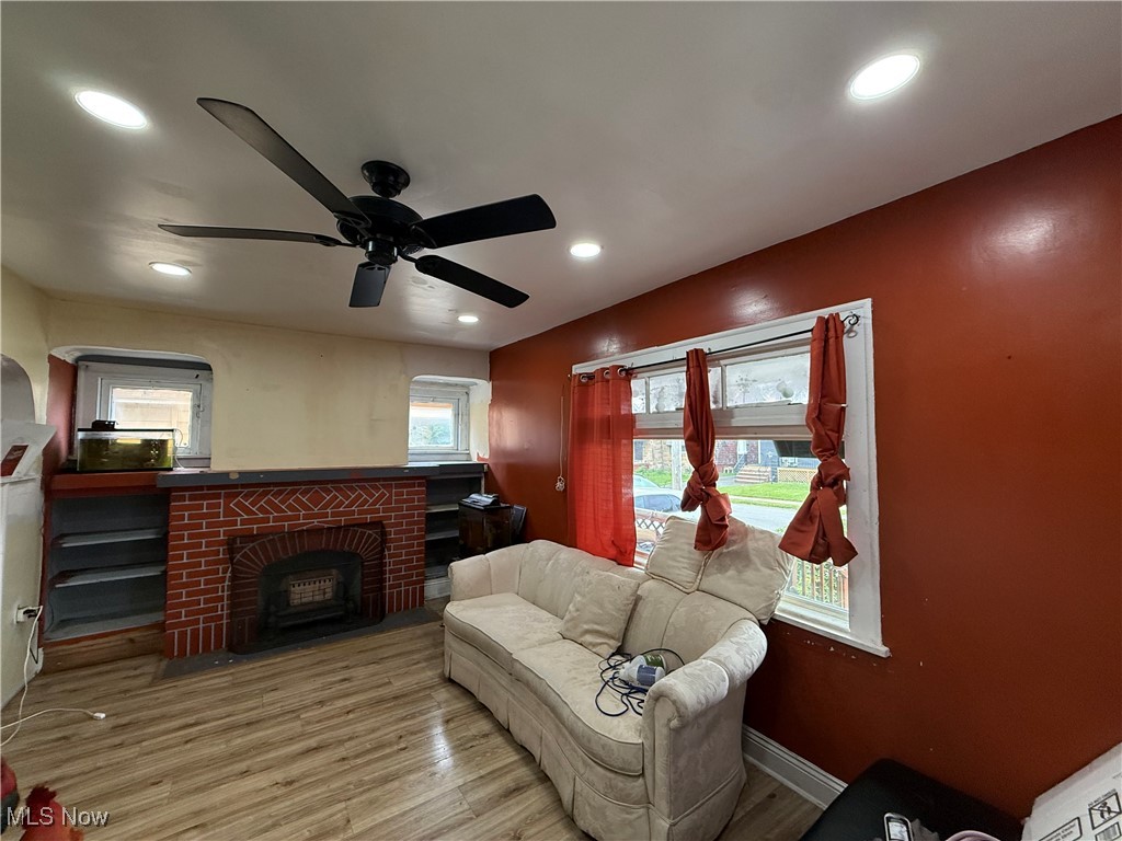 13212 Glendale Avenue, Cleveland, Ohio image 2