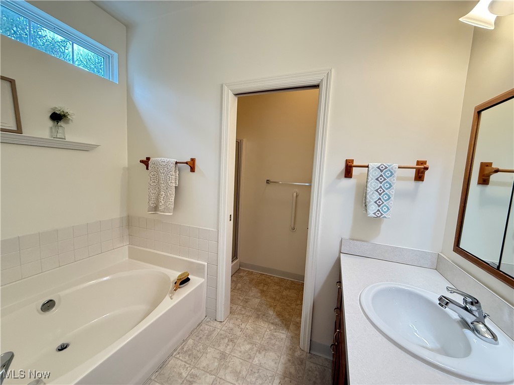 3469 E Prescott Circle, Cuyahoga Falls, Ohio image 20