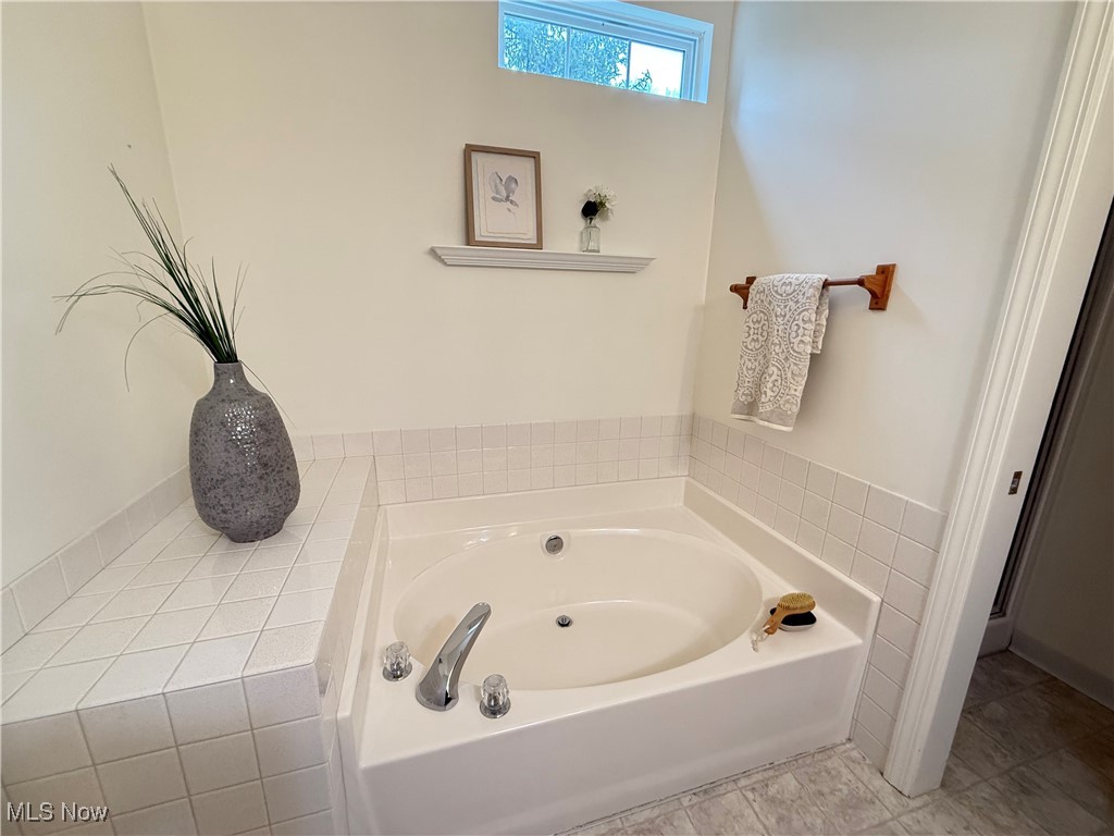 3469 E Prescott Circle, Cuyahoga Falls, Ohio image 23