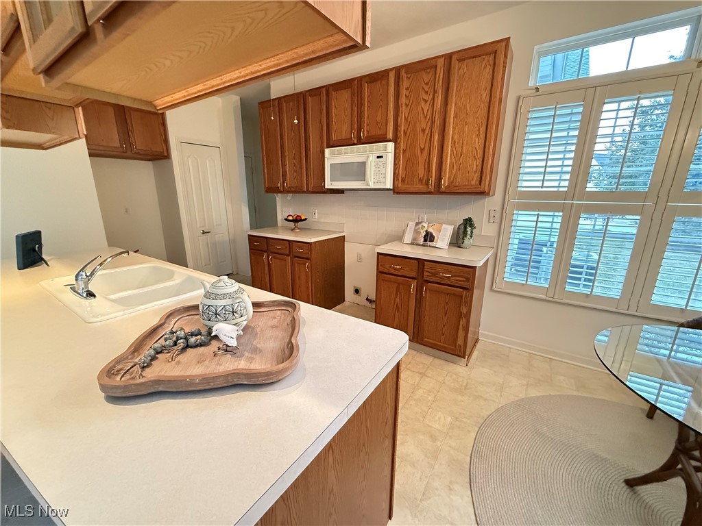 3469 E Prescott Circle, Cuyahoga Falls, Ohio image 10