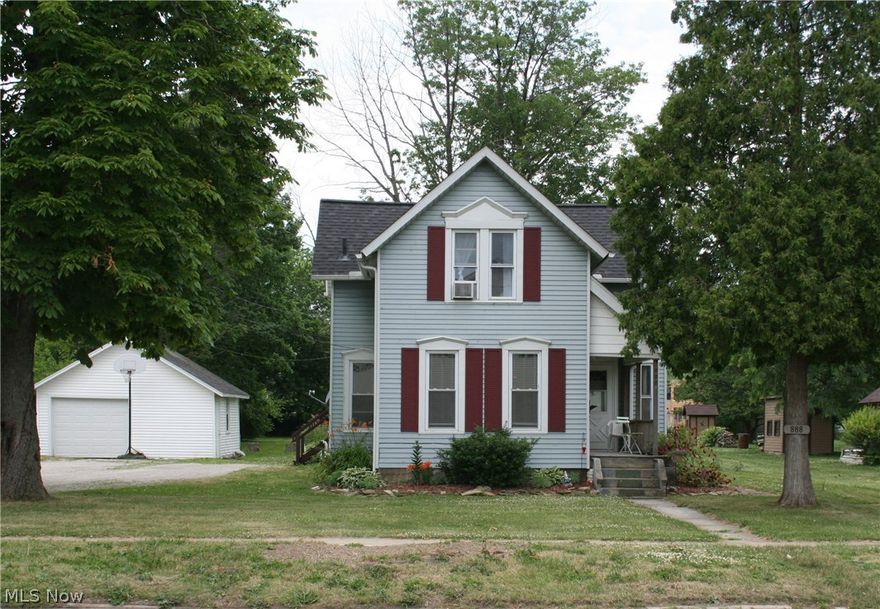 Newly renovated 4 bedroom home has much to offer: revamped kitchen, new flooring throughout, updated lighting, paint, windows, deck, and newer shingles and siding.  The large master bedroom includes full bath with newly tiled shower and vanity. Expansive and beautiful backyard as well! Within walking distance of downtown Vermilion. Charming home in great location.