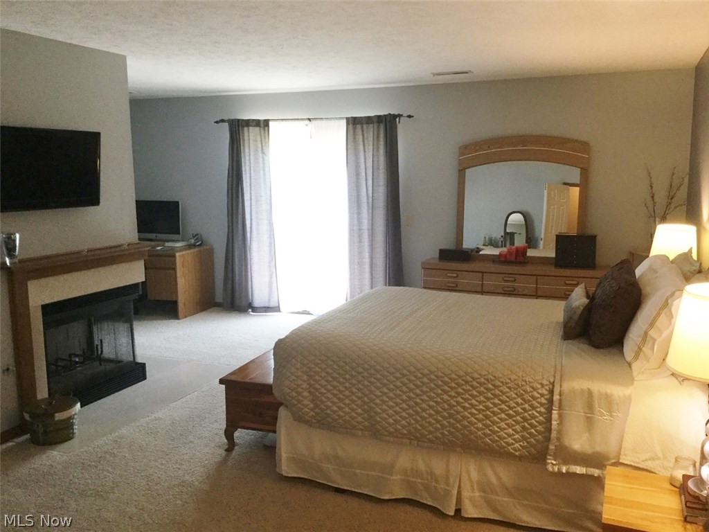 Whalers Cove - Residential