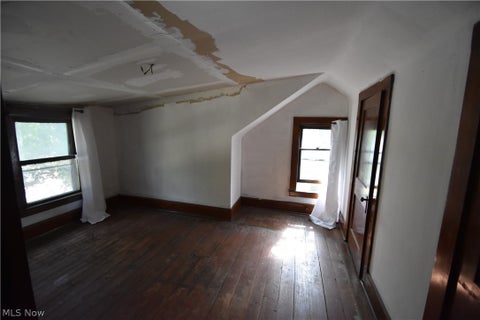 Tiny photo for 438 Bennington Avenue, Youngstown, OH 44505 (MLS # 5250601)
