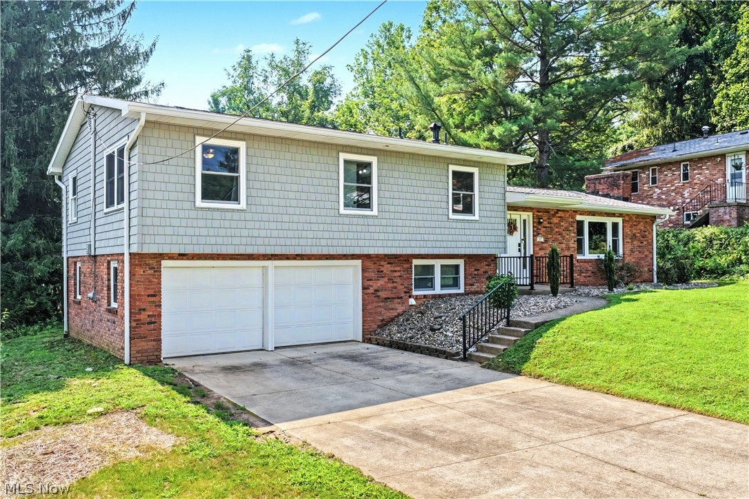 107 Woodcrest Drive