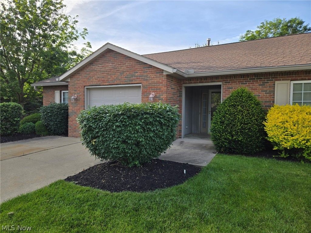 Photo of 1819 Saddlebrook Circle, Wooster, OH 44691 (MLS # 5216030)