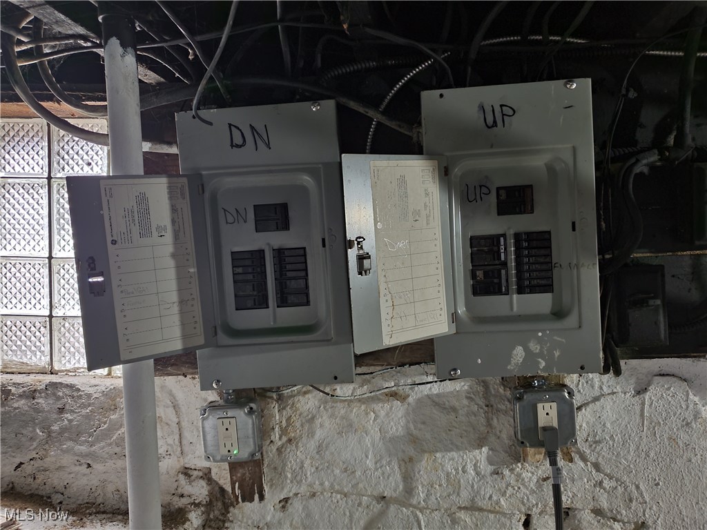 Cleveland, Ohio 44108, United States, 4 Bedrooms Bedrooms, ,2 BathroomsBathrooms,Residential,Active,93288