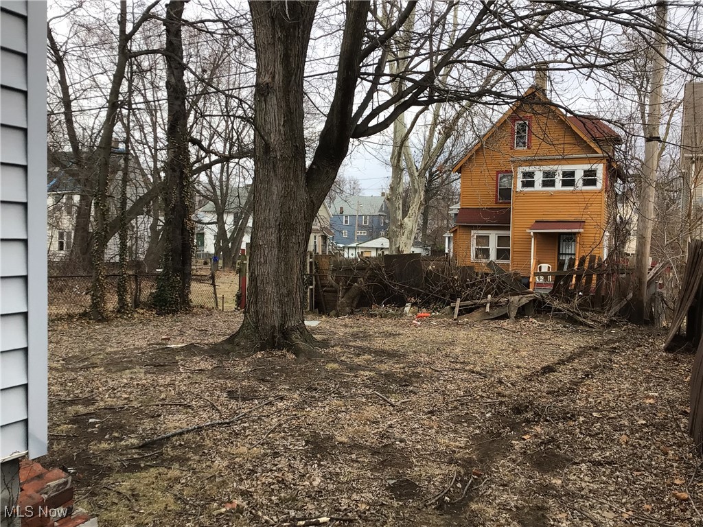 Cleveland, Ohio 44108, United States, 4 Bedrooms Bedrooms, ,2 BathroomsBathrooms,Residential,Active,93288