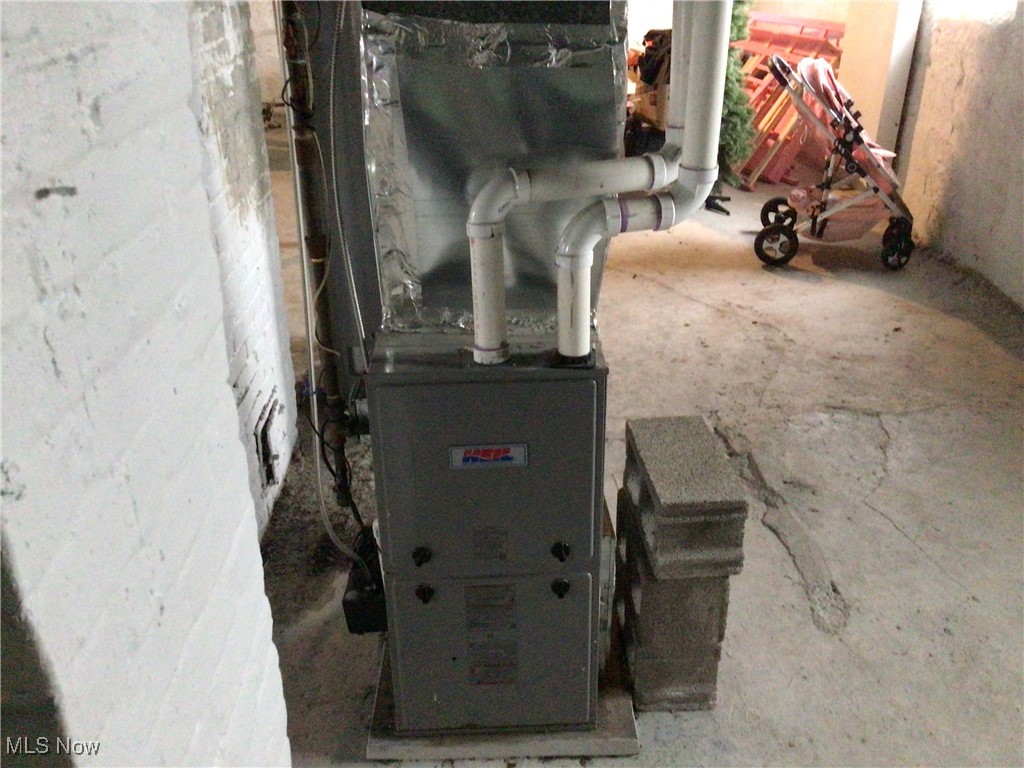 Cleveland, Ohio 44108, United States, 4 Bedrooms Bedrooms, ,2 BathroomsBathrooms,Residential,Active,93288