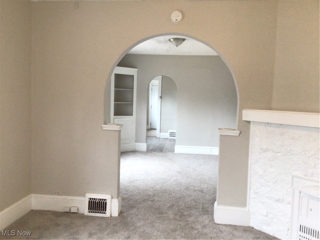 Cleveland, Ohio 44108, United States, 4 Bedrooms Bedrooms, ,2 BathroomsBathrooms,Residential,Active,93288