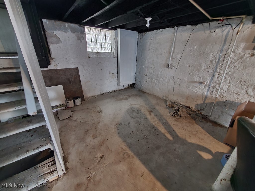 Cleveland, Ohio 44108, United States, 4 Bedrooms Bedrooms, ,2 BathroomsBathrooms,Residential,Active,93288