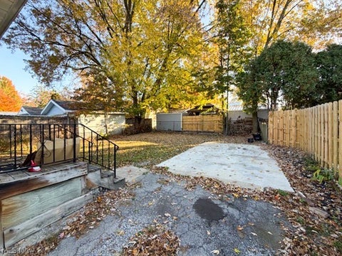 Tiny photo for 1201 Kenmore Avenue SE, Warren, OH 44484 (MLS # 5257464)