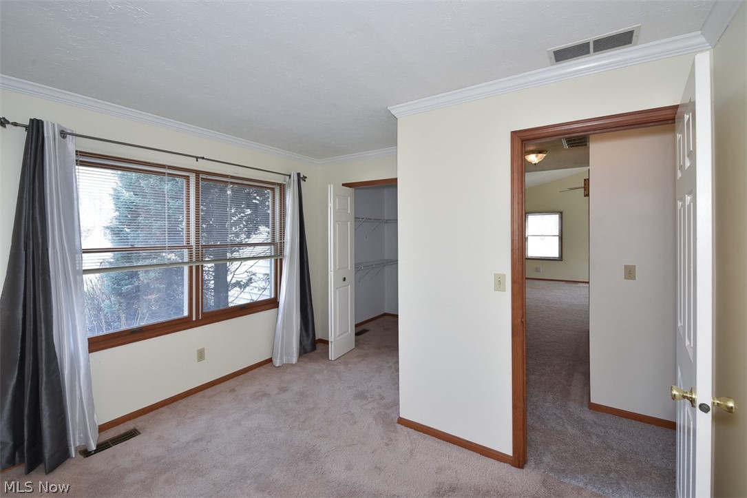 Avon Woods Condo - Residential