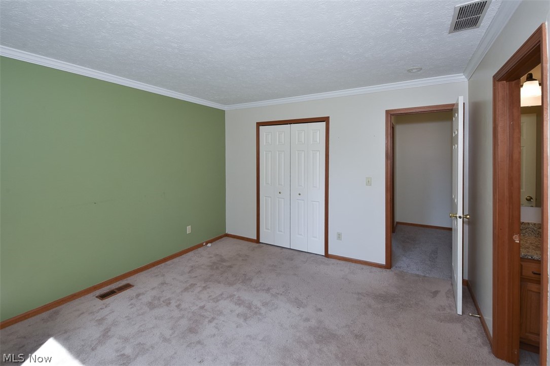 Avon Woods Condo - Residential