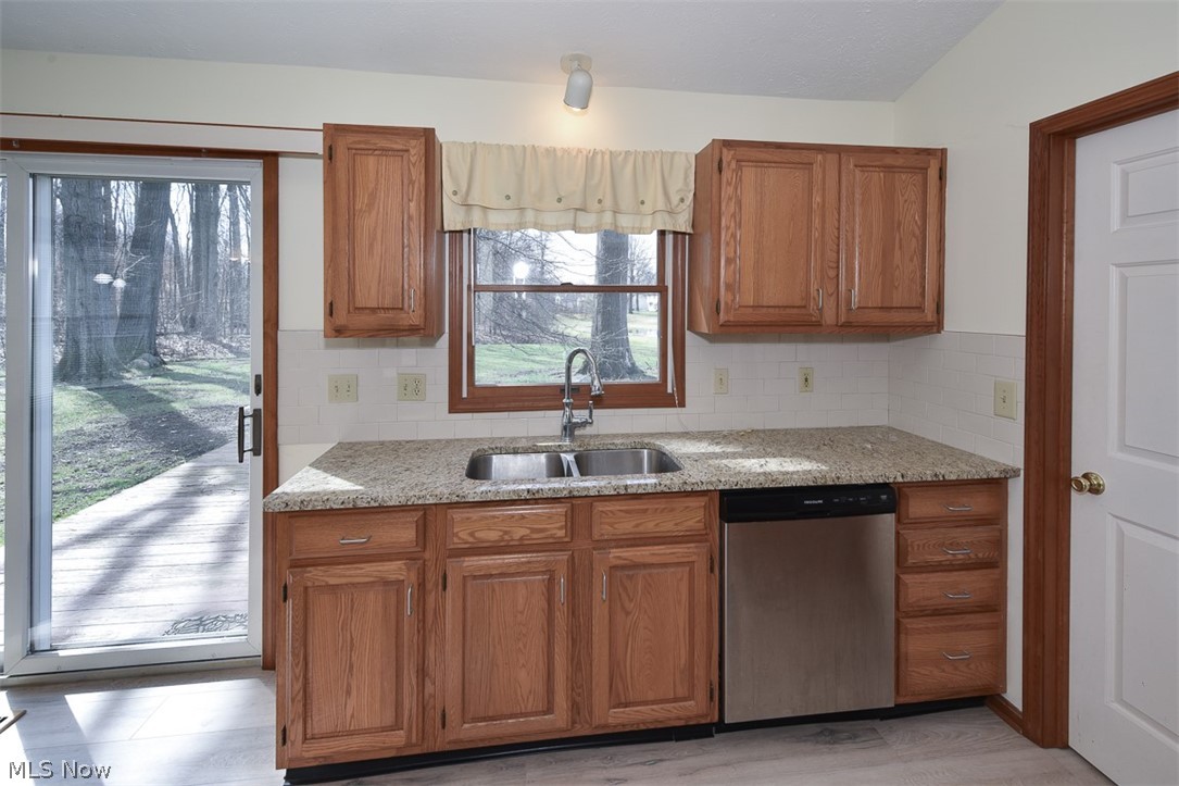 Avon Woods Condo - Residential