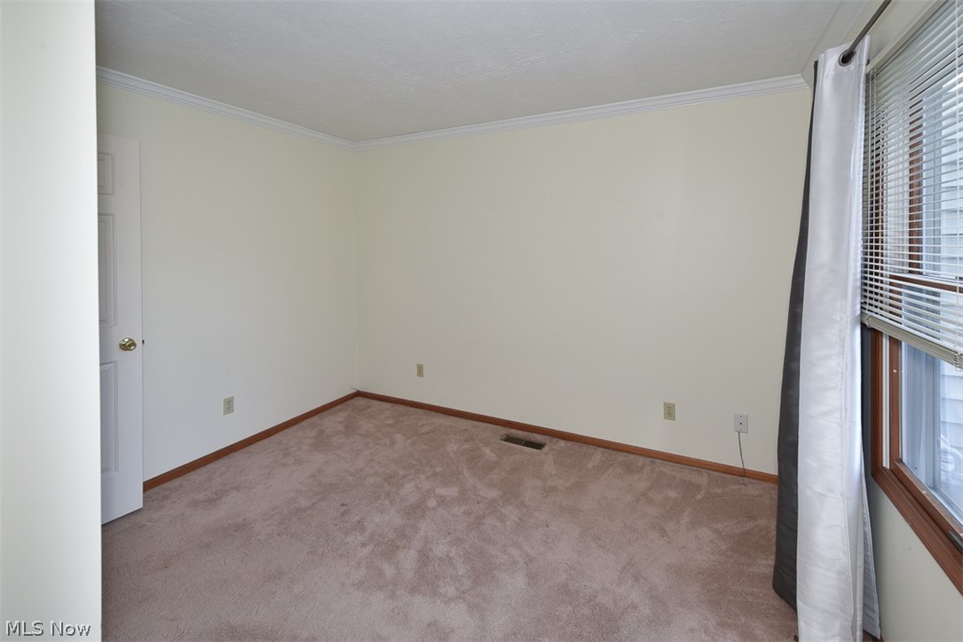 Avon Woods Condo - Residential