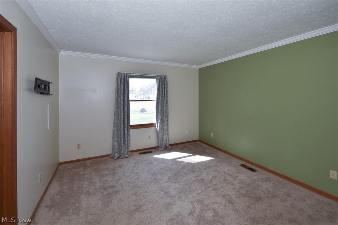 Avon Woods Condo - Residential