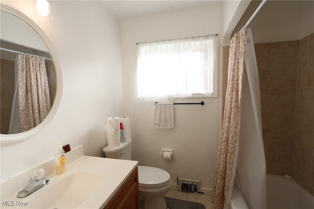 2023 Lincoln Avenue, Parma, Ohio image 5