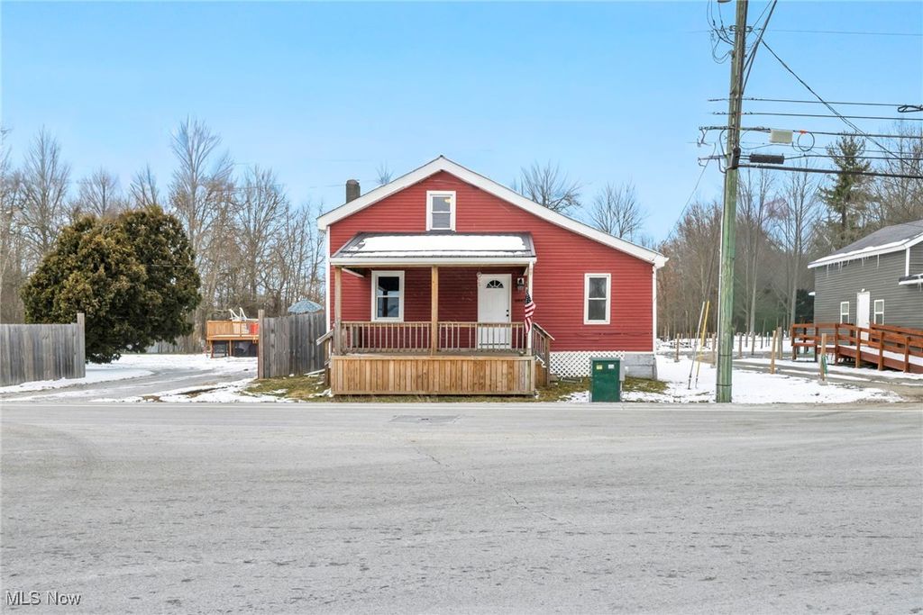 Photo of 6847 State Route 303, Windham, OH 44288 (MLS # 5176666)