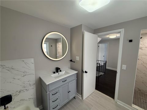 Tiny photo for 3623 Stoer Road, Shaker Heights, OH 44122 (MLS # 5178362)