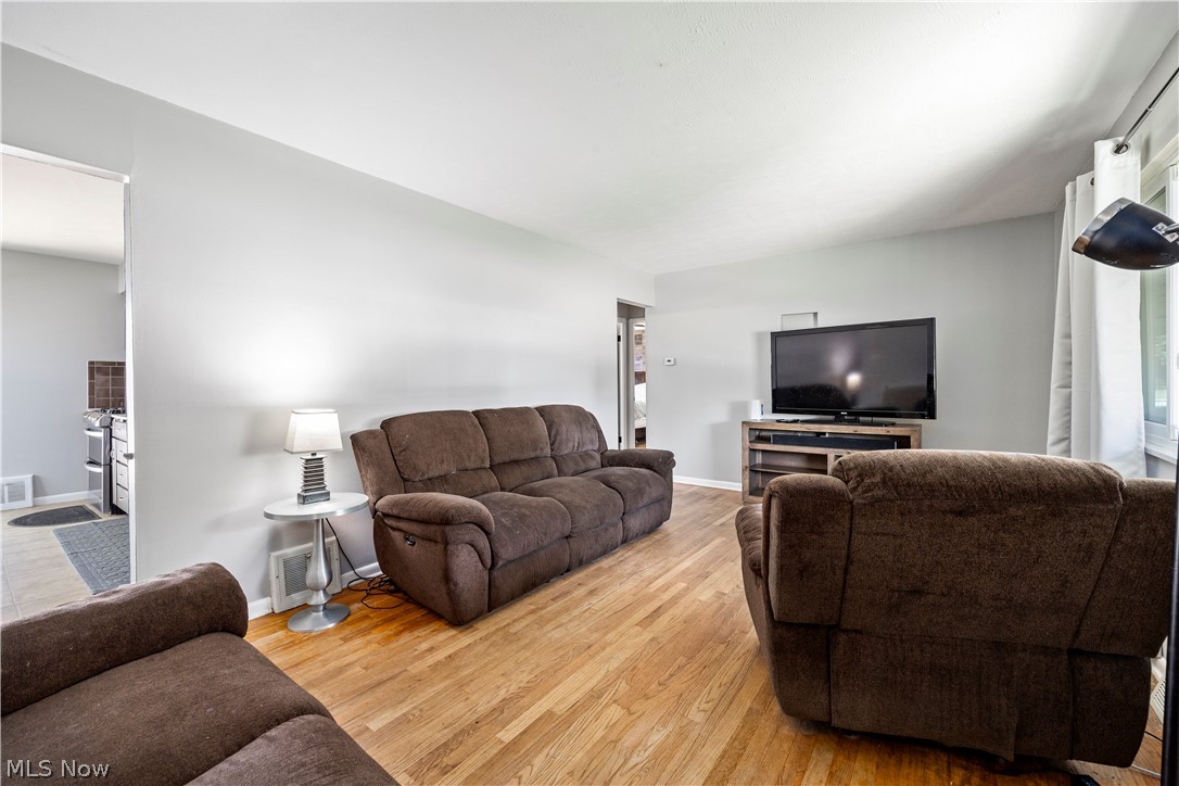 Carl Milstein 01 - Residential