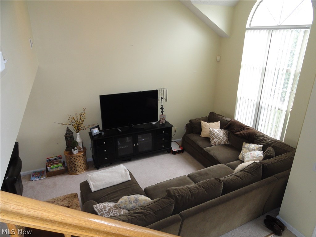 Edgebrook Condo - Residential