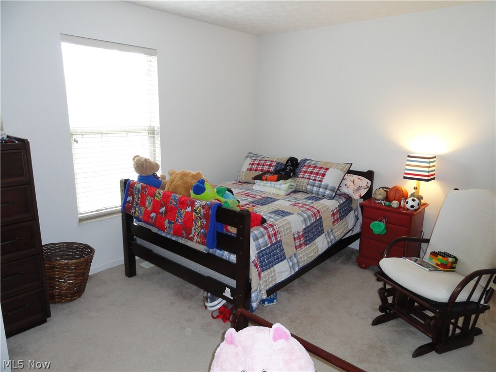 Edgebrook Condo - Residential