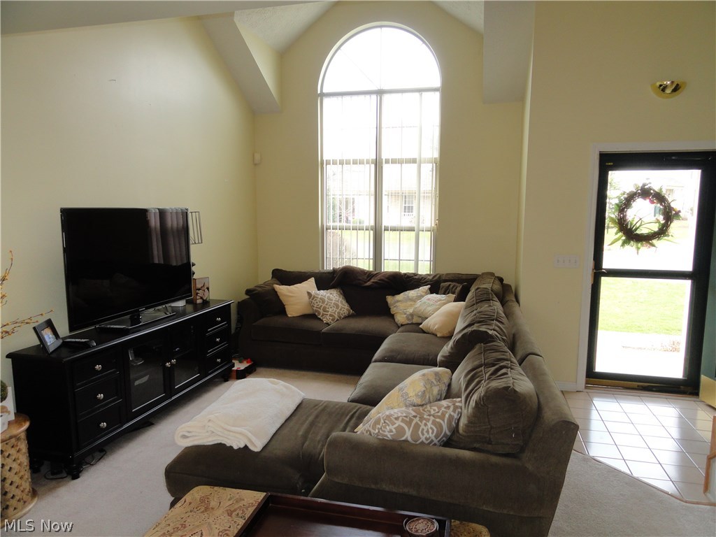 Edgebrook Condo - Residential