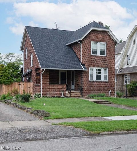 Tiny photo for 227 Roselawn Avenue NE, Warren, OH 44483 (MLS # 5210155)