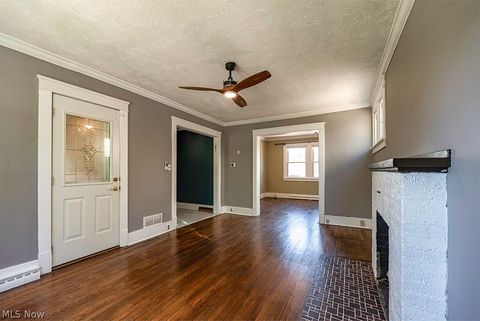 Tiny photo for 227 Roselawn Avenue NE, Warren, OH 44483 (MLS # 5210155)