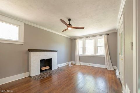 Tiny photo for 227 Roselawn Avenue NE, Warren, OH 44483 (MLS # 5210155)