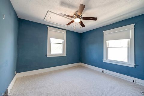 Tiny photo for 227 Roselawn Avenue NE, Warren, OH 44483 (MLS # 5210155)
