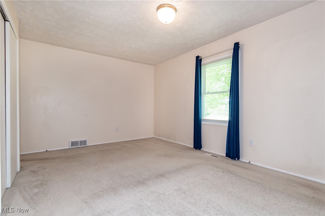 13970 E Willard Road, Novelty, Ohio image 18