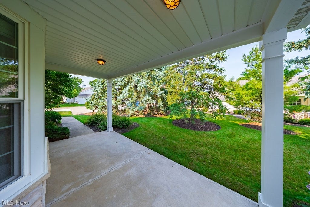 4 Whitaker Cove