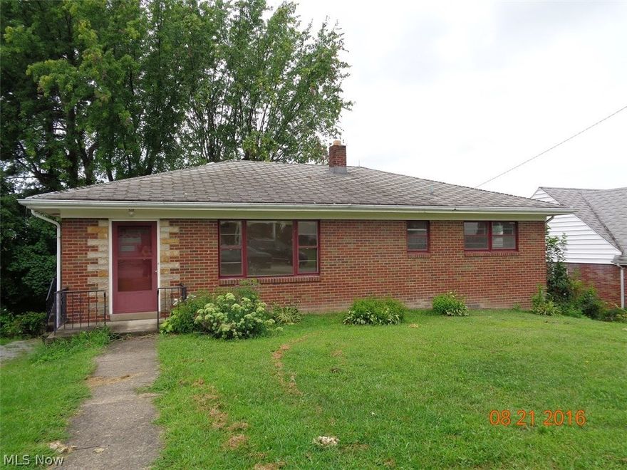 Brick ranch home, has 3 bedrooms and 1 bath.  HVAC was installed in 4/2013.  Home has beautiful hardwood floors and Ceramic tile in the kitchen.