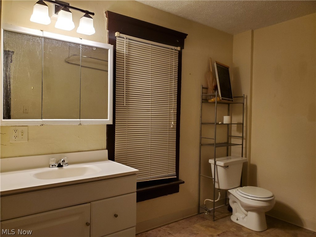 M. Falor - Residential Lease