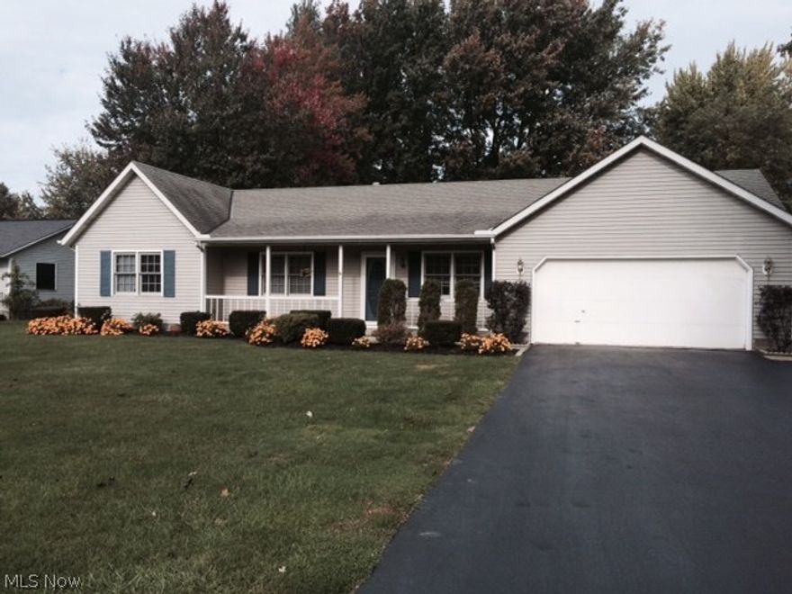 Charming 3 bedroom, 2 full bath, open floor plan. Cozy front porch and backyard. Private Patio with shed natural beaming sunshine thru out this like new home and also extremely large laundry room. New carpeting thru out home.