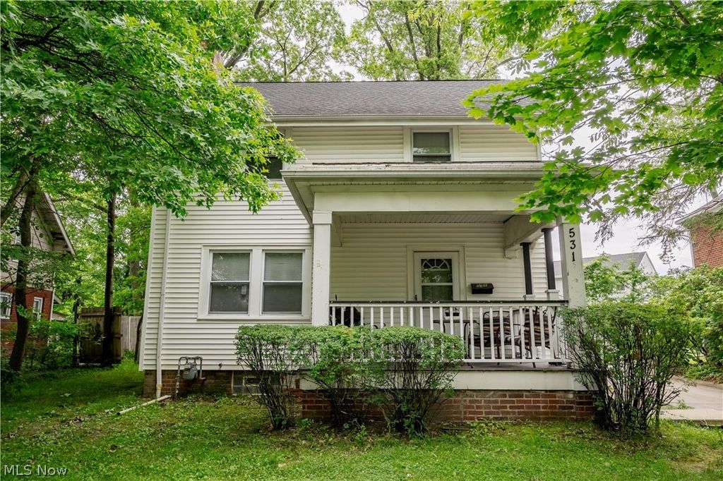 Photo of 531 Fernwood Drive, Akron, OH 44320 (MLS # 5218693)